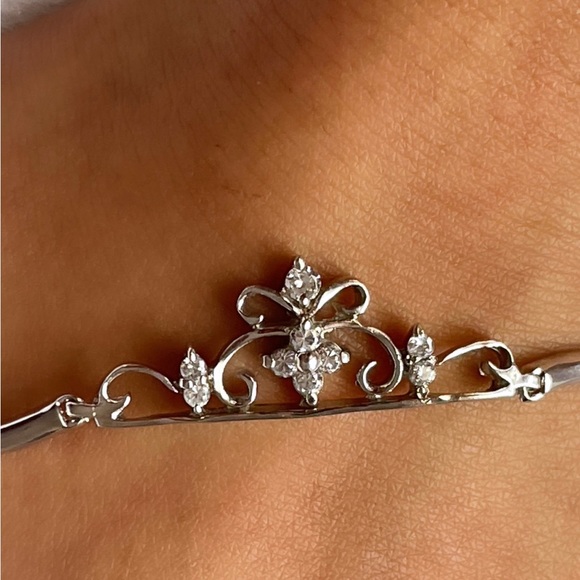 Genuine 925 Sterling Silver Tiera/Crown CZ Bracelet - Picture 1 of 2